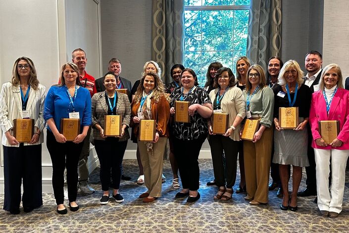 24 Honoring Excellence 24 Honoring Excellence